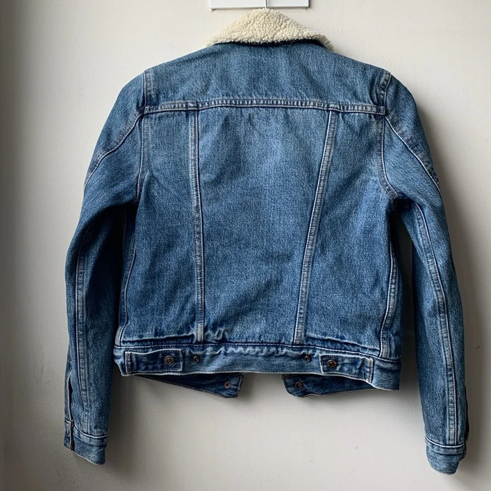 Levi’s Sherpa Fleece Jean Jacket - Picture 2 of 12